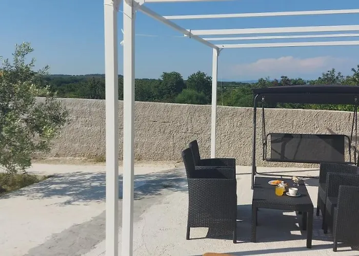 아파트 Stanko Ližnjan